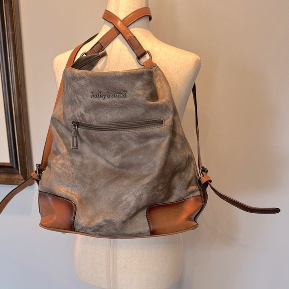 Kathy Ireland faux leather backpack - Picture 4 of 16